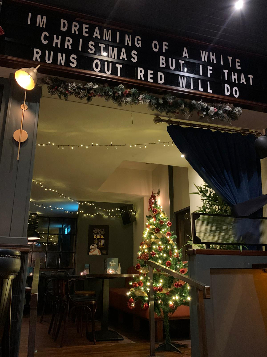 Ryan's Bar & Restaurant